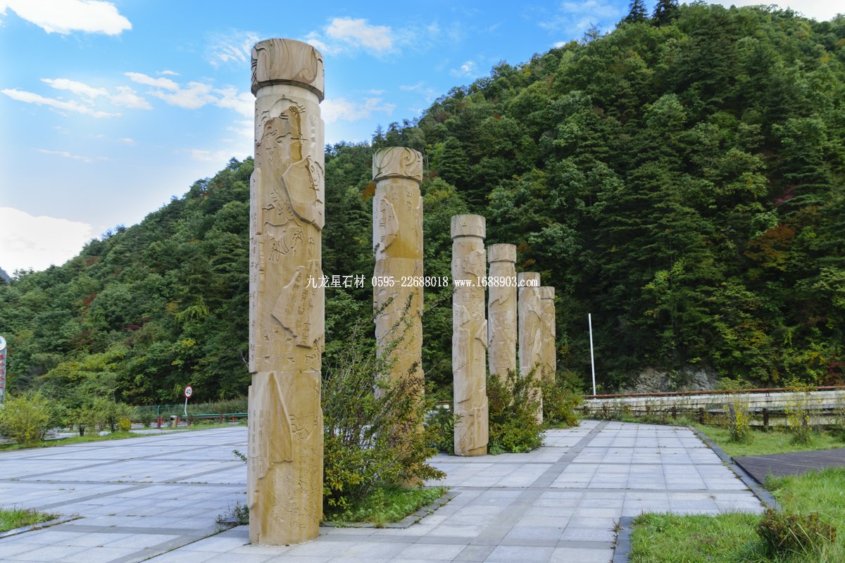 秦嶺服務(wù)區(qū)景觀及群雕掠影【1】圖片2